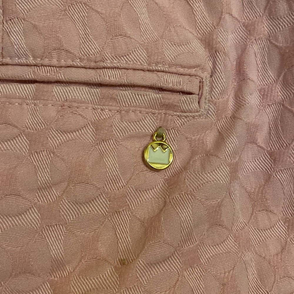 Crown & Ivy Women's Textured Scalloped Shelby Shorts Pink - Picture 7 of 8